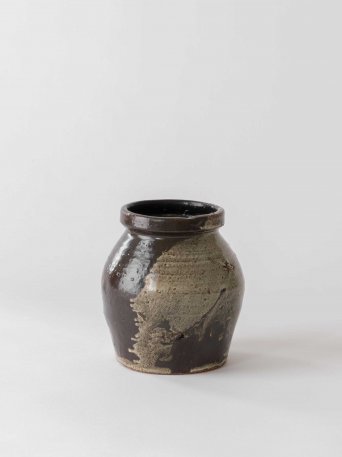 handmade pot from Tell Me More