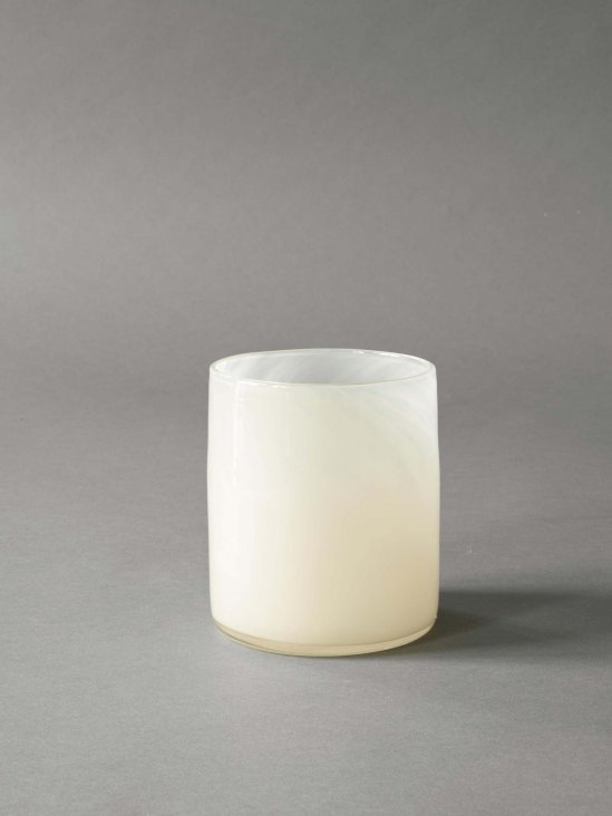 Lyric linen white beige candleholder in size M